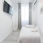 10 Min From Termini Sisters Cozy Apartamento *
